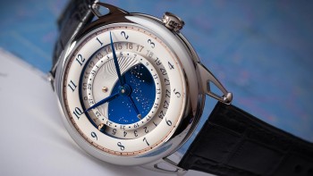 DB25GMT Starry Varius - De Bethune 