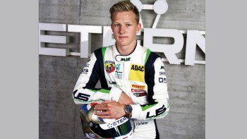 Fabio Scherer, new friend of the brand - Eterna