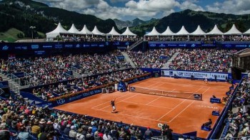 Tennis à Gstaad - Eterna  