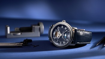 Classics Heart Beat Moonphase Date - Frederique Constant