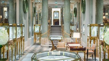 Première boutique à Paris - Graff