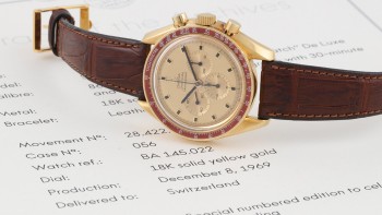First live auction - ICONEEK