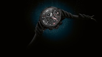 The first Ceratanium® watch case - IWC Schaffhausen