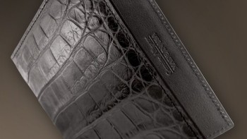Win a Jacob & Co. - passport holder - Summer competition