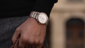 More Dials - Omega
