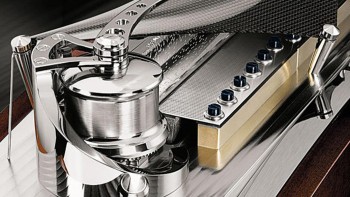 Good Vibrations: Musical Automatons and Vibration Damping Feathers - Reuge