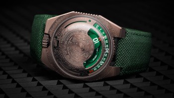 UR-100V - Urwerk