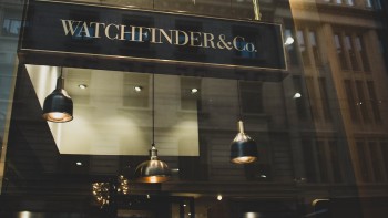 Le spécialiste des montres d'occasion arrive à Genève - Watchfinder & Co.