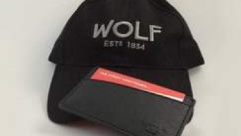 A new competition every day - Win a Wolf cap and card holder