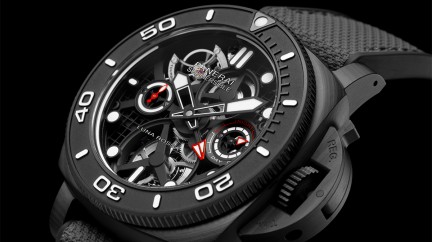 Submersible Tourbillon GMT Luna Rossa Experience Edition © Panerai