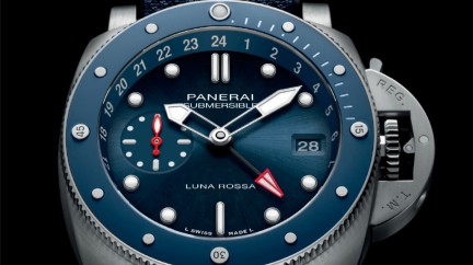 Submersible GMT Luna Rossa Titanio PAM01507 © Panerai