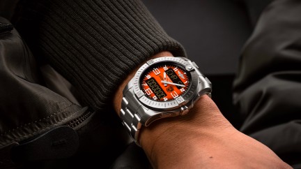 Aerospace Orbiter 3 25th Anniversary © Breitling