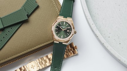 Overseas self-winding © Vacheron Constantin