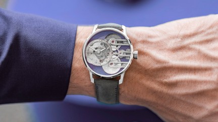 Gravity Equal Force Ultimate Sapphire Purple © Armin Strom