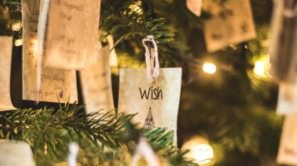 Wish list © Valentin Petkov/Unsplash