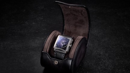 Yukihira Black Gradation Dial © Minase