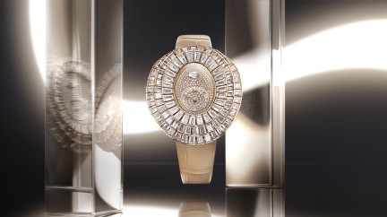 Reine de Naples Crazy Flower © Breguet