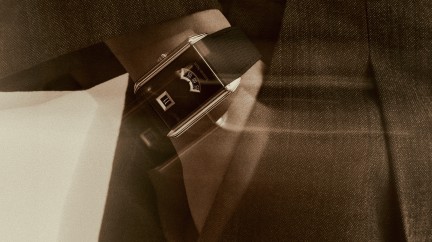 Ce modèle Neo Frame Heure Sautante remet en lumière les caractéristiques du pré-modèle 1271 de 1929 © Audemars Piguet