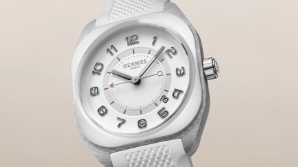 Hermès H08 with white case and strap © Hermès
