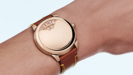 Montre Tambour Convergence, Automatique, 37 mm, or rose © Louis Vuitton