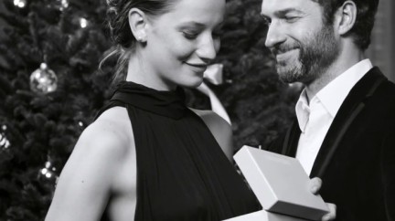 Video. Give the gift of time this holiday season  - Baume & Mercier