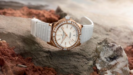 Les nouvelles Chronomat et leurs histoires : découvrez la GMT 40 et la « Super  »  38 - Breitling
