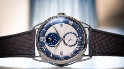 Small Is Beautiful  - De Bethune