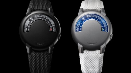 Dramatic Back to the Future with the UR-102 "Reloaded" - Urwerk