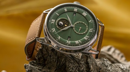 De Bethune’s Pierre Jacques Presents the DB25 Perpetual Calendar	 - De Bethune 