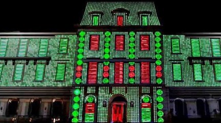 Video Mapping at Eden Roc Party - de Grisogono