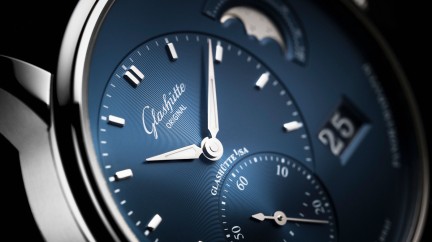 PanoMaticLunar – Make Your Statement. - Glashütte Original