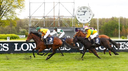 Presentation of a whole innovative range of timekeeping services  - Longines