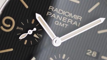 Video. Radiomir 1940 3 Days GMT Power Reserve Automatic Acciaio 45MM - Panerai