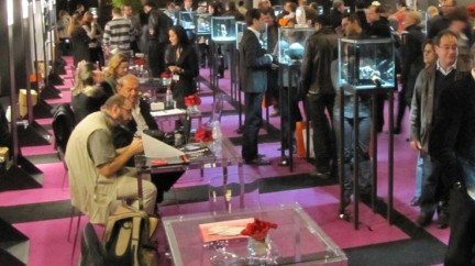 Vous reprendrez bien un peu de stand ? - La fièvre des salons horlogers