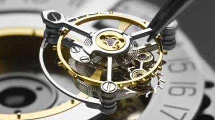 A rare breed - Central tourbillons