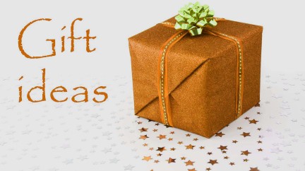 Six delightfully feminine models priced below 10,000 Swiss francs - Christmas gifts