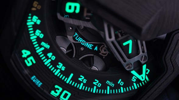 UR-230 Eagle © Urwerk