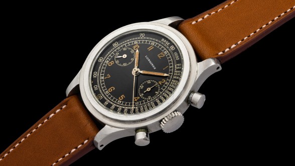 Longines Flyback Chronograph “Tre Tacche” (1942, ref. 4974) © LONGINES