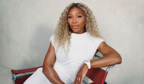 Audemars Piguet ambassador Serena Williams wearing the Royal Oak Self-winding Chronograph Serena Williams Limited Edition © Audemars Piguet