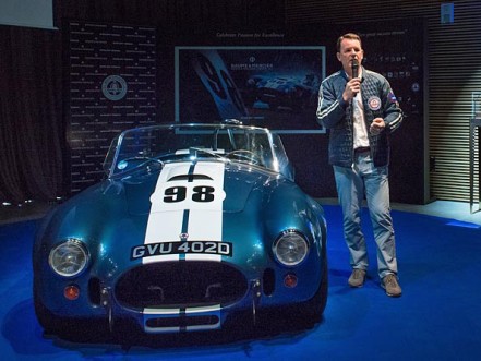 The subtle strategy of the Cobra - Baume & Mercier