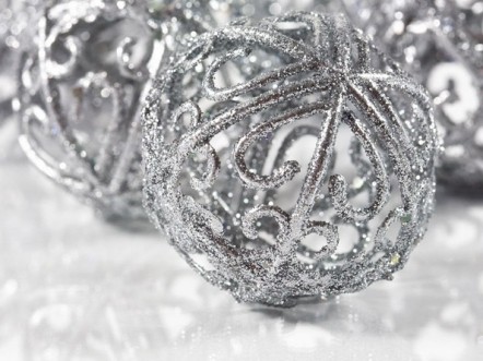 3 gem-set watches as the perfect lavish gift - Christmas gifts