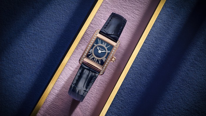 Classics Carrée Ladies © Frederique Constant