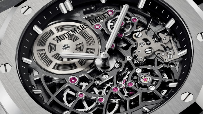 Royal Oak “Jumbo” Ultra-Thin Openworked model (16204) © Audemars Piguet