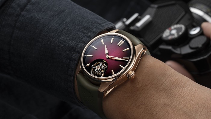 Pioneer Tourbillon Burgundy © H.Moser & Cie.