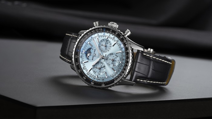 Navitimer B19 Perpetual Calendar Chronograph © Breitling