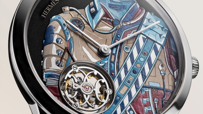 Slim d’Hermès Neo Brandebourgs © Hermès