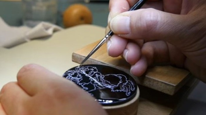 Video. Enameler’s work - DeWitt