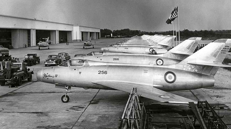 Fighter bomber jet © Breguet 