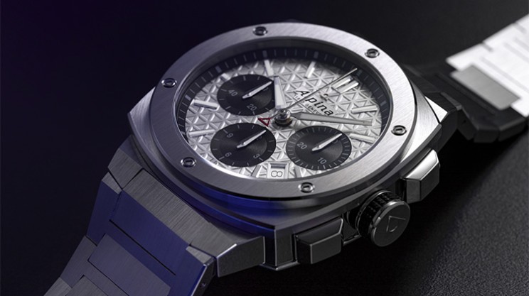 Alpiner Extreme Chronograph Automatic © Alpina