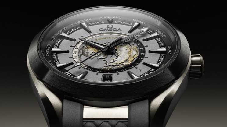 Moonwatch © Omega